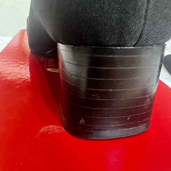 Ferragamo Black Pumps w Silver Buckles Size 6.5 - Picture 13 of 15